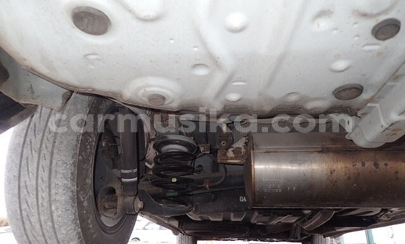 Buy Used Toyota Voxy White Car in Harare in Harare Buy Used Toyota Voxy White Car in Harare in Harare