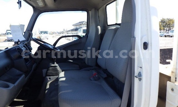 Buy Used Toyota Dyna White Car in Harare in Harare Buy Used Toyota Dyna White Car in Harare in Harare