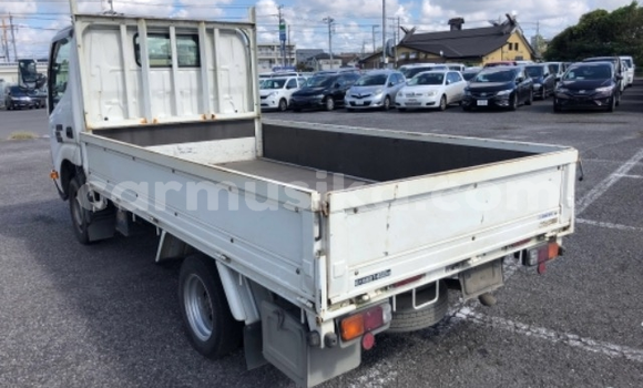 Acheter Occasion Utilitaire Toyota Dyna Blanc à Beitbridge, Matabeleland South Acheter Occasion Utilitaire Toyota Dyna Blanc à Beitbridge, Matabeleland South