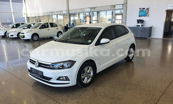 Tenga Tsaru Volkswagen Polo Chena Mota in Beitbridge in Matabeleland South