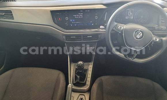 Nunua Ilio tumika Volkswagen Polo Nyeupe Gari ndani ya Beitbridge nchini Matabeleland Kusini Nunua Ilio tumika Volkswagen Polo Nyeupe Gari ndani ya Beitbridge nchini Matabeleland Kusini