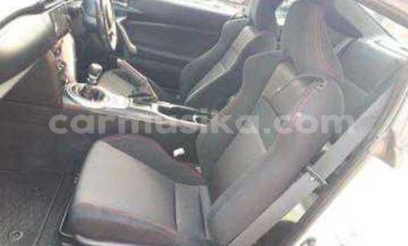 Acheter Occasion Voiture Toyota GT86 Blanc à Beitbridge, Matabeleland South Acheter Occasion Voiture Toyota GT86 Blanc à Beitbridge, Matabeleland South