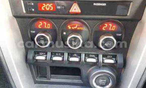 Acheter Occasion Voiture Toyota GT86 Blanc à Beitbridge, Matabeleland South Acheter Occasion Voiture Toyota GT86 Blanc à Beitbridge, Matabeleland South