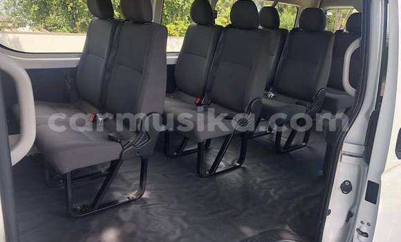 Acheter Occasion Voiture Toyota Hiace Blanc à Beitbridge, Matabeleland South Acheter Occasion Voiture Toyota Hiace Blanc à Beitbridge, Matabeleland South