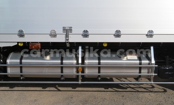 Acheter Occasion Utilitaire Mitsubishi Fuso Autre à Beitbridge, Matabeleland South Acheter Occasion Utilitaire Mitsubishi Fuso Autre à Beitbridge, Matabeleland South