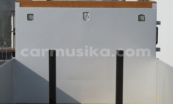 Acheter Occasion Utilitaire Mitsubishi Fuso Autre à Beitbridge, Matabeleland South Acheter Occasion Utilitaire Mitsubishi Fuso Autre à Beitbridge, Matabeleland South