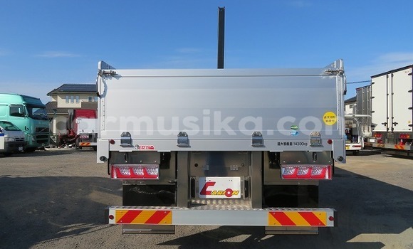 Acheter Occasion Utilitaire Mitsubishi Fuso Autre à Beitbridge, Matabeleland South Acheter Occasion Utilitaire Mitsubishi Fuso Autre à Beitbridge, Matabeleland South