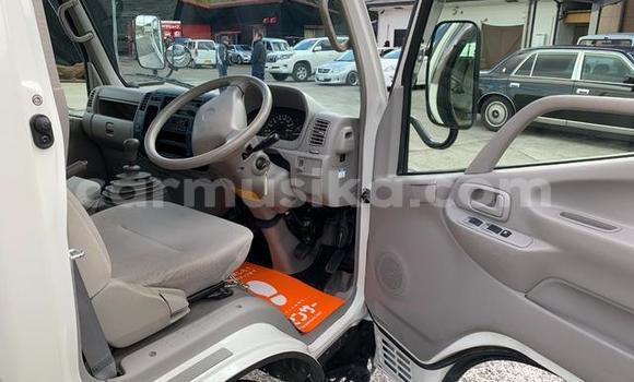 Nunua Ilio tumika Toyota Dyna Nyeupe Lori ndani ya Beitbridge nchini Matabeleland Kusini Nunua Ilio tumika Toyota Dyna Nyeupe Lori ndani ya Beitbridge nchini Matabeleland Kusini