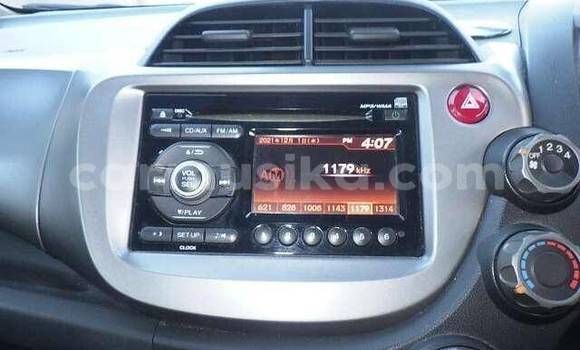 Acheter Occasion Voiture Honda Fit Bleu à Beitbridge, Matabeleland South Acheter Occasion Voiture Honda Fit Bleu à Beitbridge, Matabeleland South