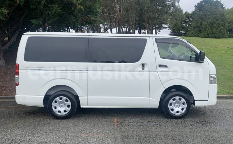 Big with watermark toyota hiace matabeleland south beitbridge 28249