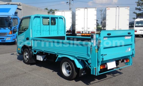 Acheter Occasion Utilitaire Toyota Dyna Vert à Beitbridge, Matabeleland South Acheter Occasion Utilitaire Toyota Dyna Vert à Beitbridge, Matabeleland South