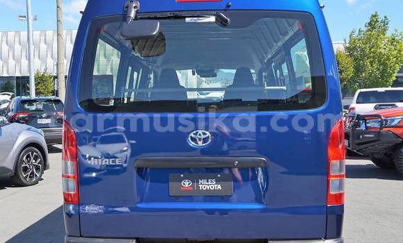 Nunua Ilio tumika Toyota Hiace Bluu Gari ndani ya Beitbridge nchini Matabeleland Kusini Nunua Ilio tumika Toyota Hiace Bluu Gari ndani ya Beitbridge nchini Matabeleland Kusini