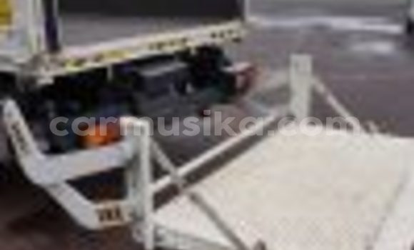 Acheter Occasion Utilitaire Toyota Dyna Blanc à Beitbridge, Matabeleland South Acheter Occasion Utilitaire Toyota Dyna Blanc à Beitbridge, Matabeleland South