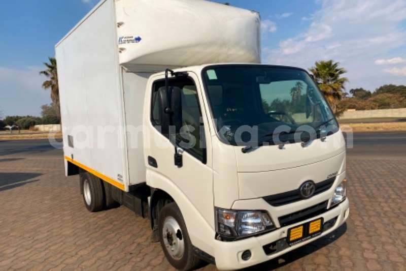 Big with watermark toyota dyna matabeleland south beitbridge 28257