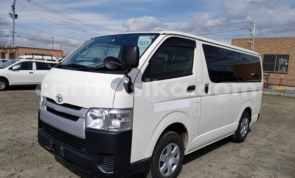 Buy Used Toyota RegiusAce White Car in Harare in Harare Buy Used Toyota RegiusAce White Car in Harare in Harare