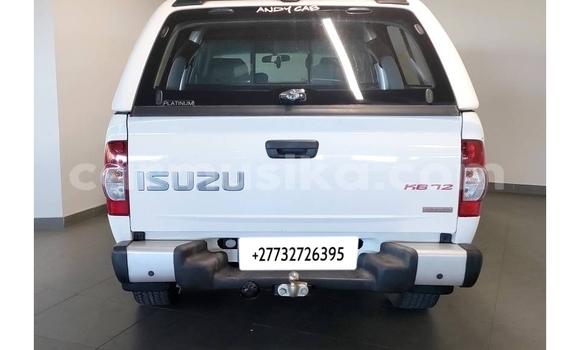 Nunua Ilio tumika Isuzu KB Nyeupe Gari ndani ya Beitbridge nchini Matabeleland Kusini Nunua Ilio tumika Isuzu KB Nyeupe Gari ndani ya Beitbridge nchini Matabeleland Kusini