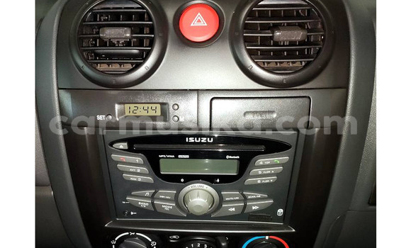 Nunua Ilio tumika Isuzu KB Nyeupe Gari ndani ya Beitbridge nchini Matabeleland Kusini Nunua Ilio tumika Isuzu KB Nyeupe Gari ndani ya Beitbridge nchini Matabeleland Kusini