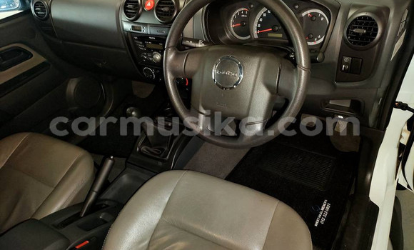 Nunua Ilio tumika Isuzu KB Nyeupe Gari ndani ya Beitbridge nchini Matabeleland Kusini Nunua Ilio tumika Isuzu KB Nyeupe Gari ndani ya Beitbridge nchini Matabeleland Kusini