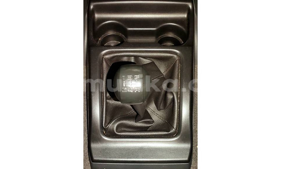 Nunua Ilio tumika Isuzu KB Nyeupe Gari ndani ya Beitbridge nchini Matabeleland Kusini Nunua Ilio tumika Isuzu KB Nyeupe Gari ndani ya Beitbridge nchini Matabeleland Kusini