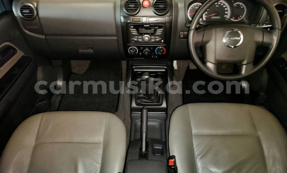 Nunua Ilio tumika Isuzu KB Nyeupe Gari ndani ya Beitbridge nchini Matabeleland Kusini Nunua Ilio tumika Isuzu KB Nyeupe Gari ndani ya Beitbridge nchini Matabeleland Kusini