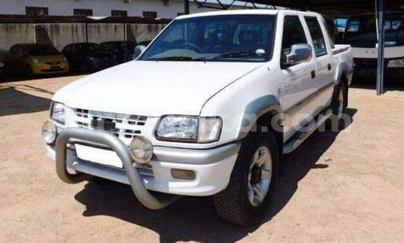 Buy Used Isuzu KB White Car in Beitbridge in Matabeleland South Buy Used Isuzu KB White Car in Beitbridge in Matabeleland South