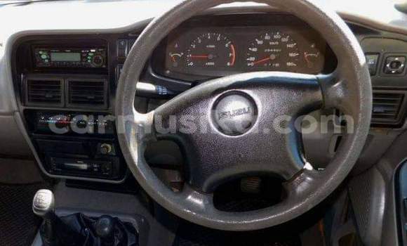 Buy Used Isuzu KB White Car in Beitbridge in Matabeleland South Buy Used Isuzu KB White Car in Beitbridge in Matabeleland South