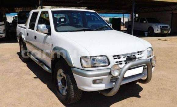 Buy Used Isuzu KB White Car in Beitbridge in Matabeleland South Buy Used Isuzu KB White Car in Beitbridge in Matabeleland South