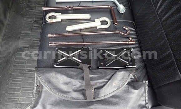 Nunua Ilio tumika Toyota Hiace Fedha Gari ndani ya Beitbridge nchini Matabeleland Kusini Nunua Ilio tumika Toyota Hiace Fedha Gari ndani ya Beitbridge nchini Matabeleland Kusini