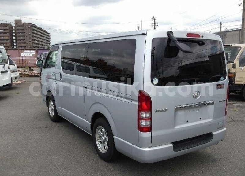 Big with watermark toyota hiace matabeleland south beitbridge 28288