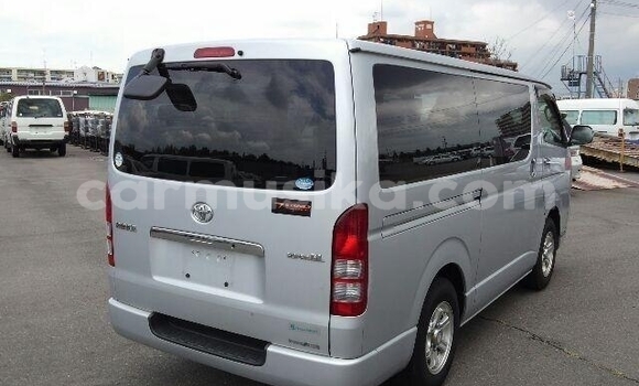 Acheter Occasion Voiture Toyota Hiace Gris à Beitbridge, Matabeleland South Acheter Occasion Voiture Toyota Hiace Gris à Beitbridge, Matabeleland South