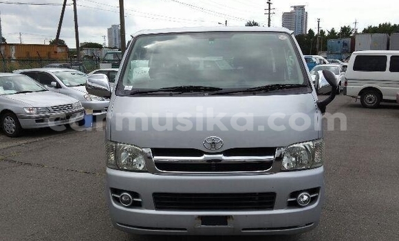 Acheter Occasion Voiture Toyota Hiace Gris à Beitbridge, Matabeleland South Acheter Occasion Voiture Toyota Hiace Gris à Beitbridge, Matabeleland South