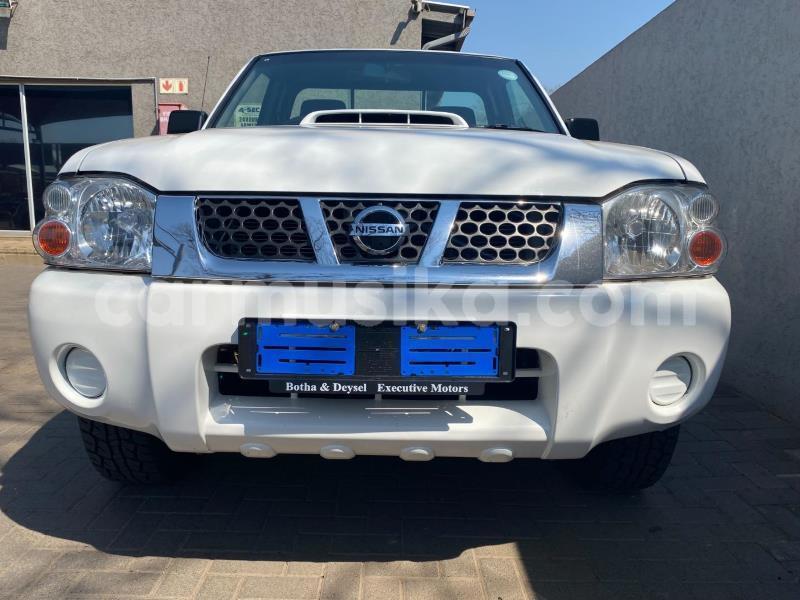 Big with watermark nissan np 300 matabeleland south beitbridge 28294