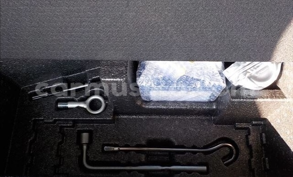 Nunua Ilio tumika Honda Fit Nyekundu Gari ndani ya Beitbridge nchini Matabeleland Kusini Nunua Ilio tumika Honda Fit Nyekundu Gari ndani ya Beitbridge nchini Matabeleland Kusini