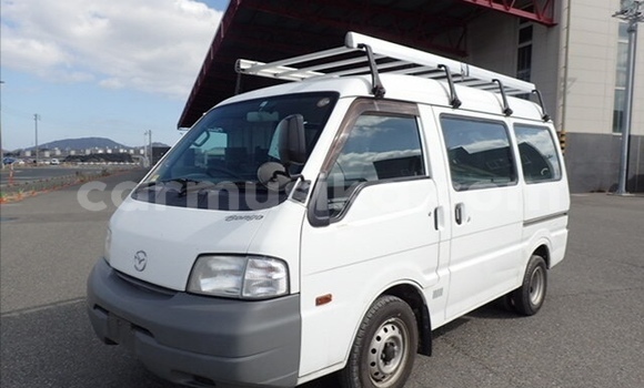 Nunua Ilio tumika Mazda Bongo Nyeupe Gari ndani ya Beitbridge nchini Matabeleland Kusini