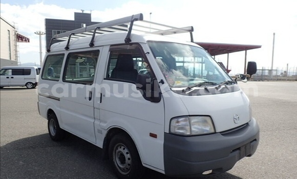 Acheter Occasion Voiture Mazda Bongo Blanc à Beitbridge, Matabeleland South Acheter Occasion Voiture Mazda Bongo Blanc à Beitbridge, Matabeleland South