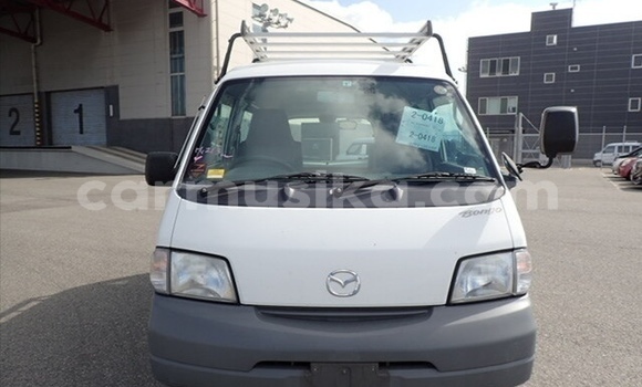 Acheter Occasion Voiture Mazda Bongo Blanc à Beitbridge, Matabeleland South Acheter Occasion Voiture Mazda Bongo Blanc à Beitbridge, Matabeleland South