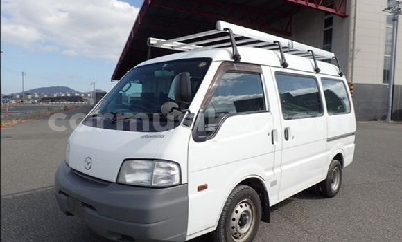Acheter Occasion Voiture Mazda Bongo Blanc à Beitbridge, Matabeleland South Acheter Occasion Voiture Mazda Bongo Blanc à Beitbridge, Matabeleland South