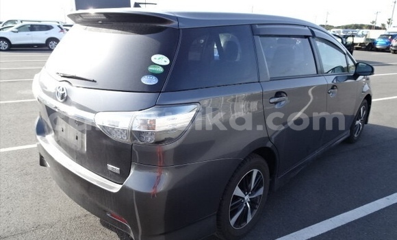 Acheter Occasion Voiture Toyota Wish Autre à Beitbridge, Matabeleland South Acheter Occasion Voiture Toyota Wish Autre à Beitbridge, Matabeleland South