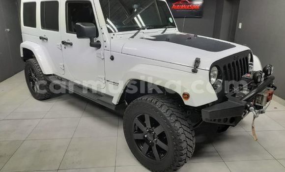 Acheter Occasion Voiture Jeep Wrangler Blanc à Beitbridge, Matabeleland South Acheter Occasion Voiture Jeep Wrangler Blanc à Beitbridge, Matabeleland South