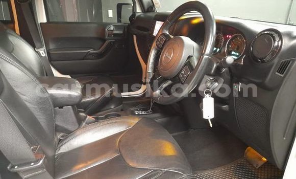 Acheter Occasion Voiture Jeep Wrangler Blanc à Beitbridge, Matabeleland South Acheter Occasion Voiture Jeep Wrangler Blanc à Beitbridge, Matabeleland South