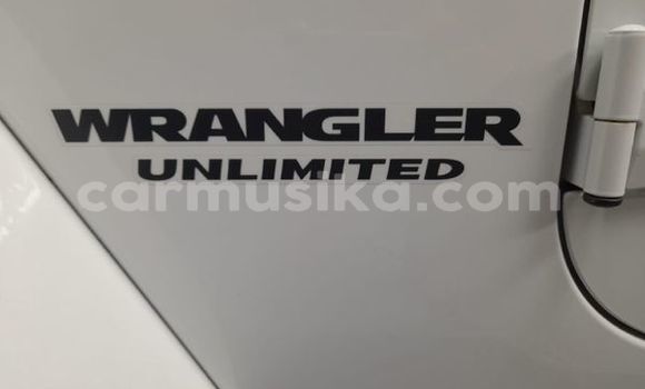 Acheter Occasion Voiture Jeep Wrangler Blanc à Beitbridge, Matabeleland South Acheter Occasion Voiture Jeep Wrangler Blanc à Beitbridge, Matabeleland South