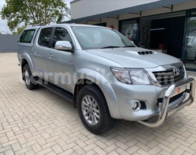 Big with watermark toyota hilux matabeleland south beitbridge 28301