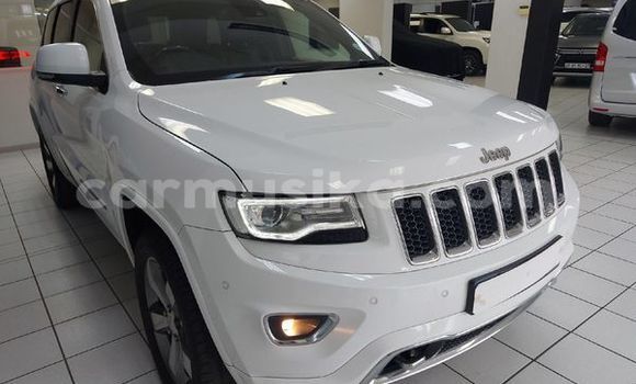 Acheter Occasion Voiture Jeep Cherokee Blanc à Beitbridge, Matabeleland South Acheter Occasion Voiture Jeep Cherokee Blanc à Beitbridge, Matabeleland South