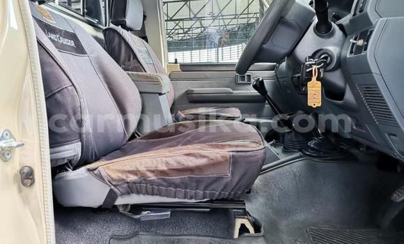 Acheter Occasion Voiture Toyota Land Cruiser Autre à Beitbridge, Matabeleland South Acheter Occasion Voiture Toyota Land Cruiser Autre à Beitbridge, Matabeleland South