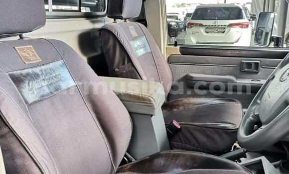 Acheter Occasion Voiture Toyota Land Cruiser Autre à Beitbridge, Matabeleland South Acheter Occasion Voiture Toyota Land Cruiser Autre à Beitbridge, Matabeleland South