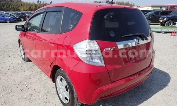 Acheter Occasion Voiture Honda Fit Rouge à Beitbridge, Matabeleland South Acheter Occasion Voiture Honda Fit Rouge à Beitbridge, Matabeleland South