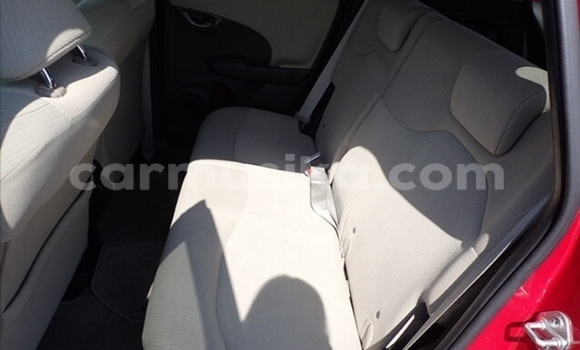 Acheter Occasion Voiture Honda Fit Rouge à Beitbridge, Matabeleland South Acheter Occasion Voiture Honda Fit Rouge à Beitbridge, Matabeleland South