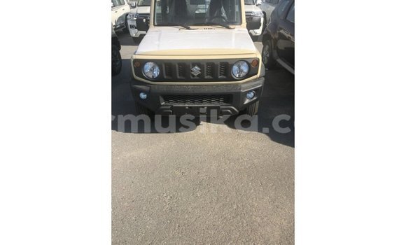 Nunua Imported Suzuki Jimny Beige Gari ndani ya Import - Dubai nchini Harare