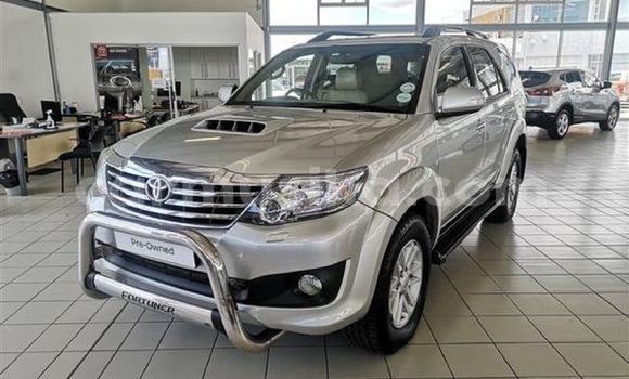 Buy Used Toyota Fortuner Silver Car in Beitbridge in Matabeleland South