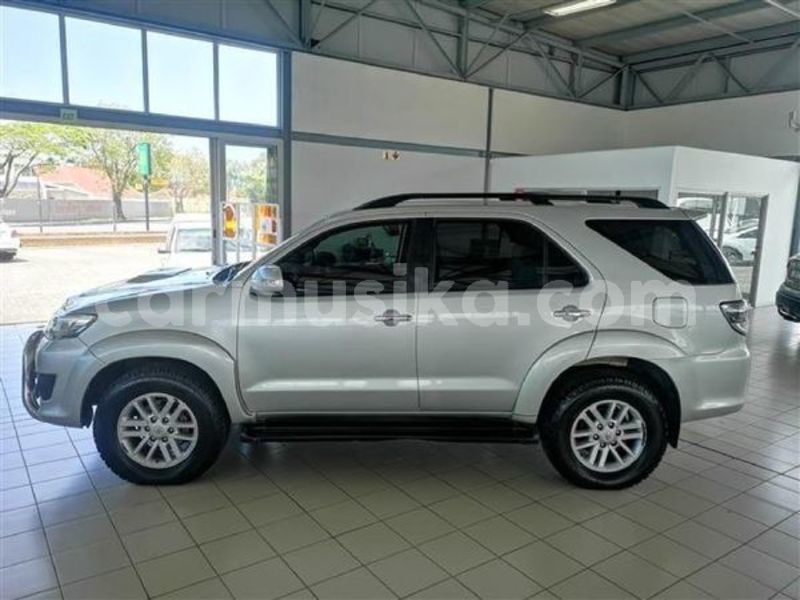 Big with watermark toyota fortuner matabeleland south beitbridge 28309